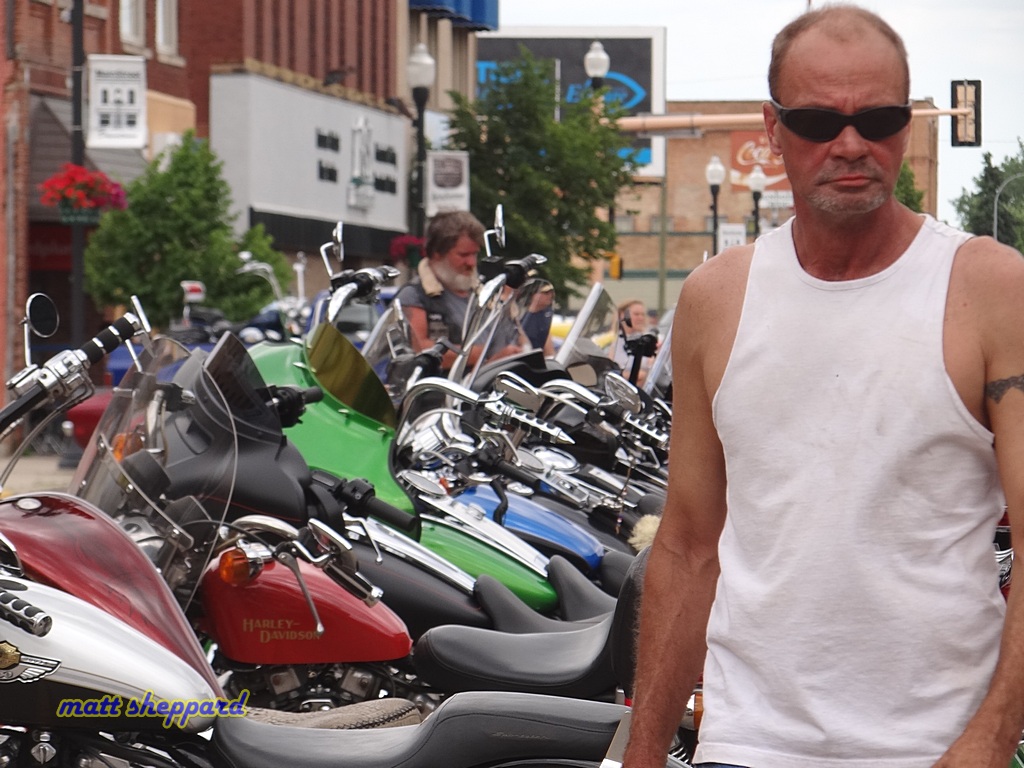 Rods & Hogs - More pixs by Matt Sheppard at Facebook - Like Us! 